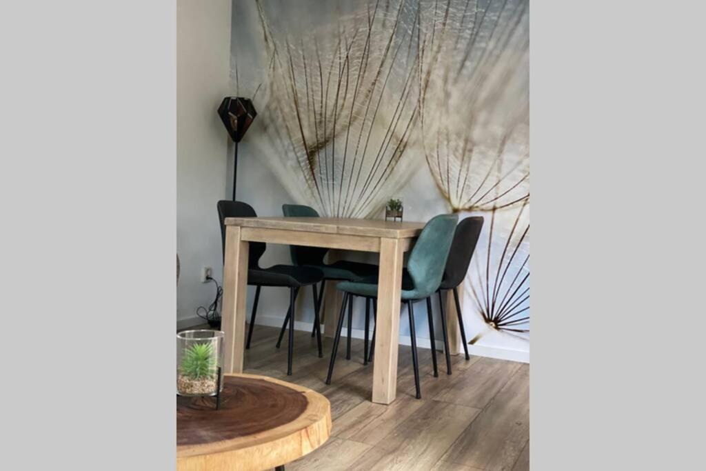 Modern Rustgevend In 131 Chalet *